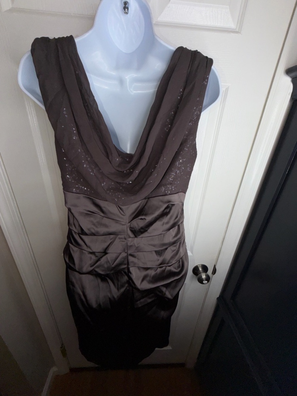 Suzi Chin Maggy Boutique Women’s 10 Sheath Dress Sequin Cowl Neck Cocktail M - Picture 6 of 16